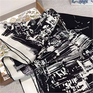 Платок DIOR 105206 - фото 164638 Платок DIOR 105206 - фото 164638