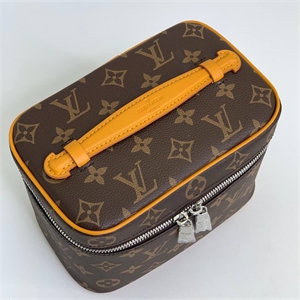 Косметичка LOUIS VUITTON 121785 - фото 166038