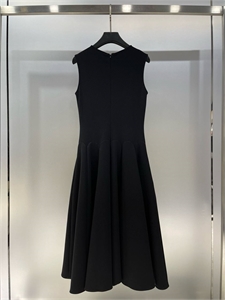 Платье VALENTINO 121800 - фото 166200 Платье VALENTINO 121800 - фото 166200