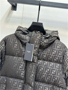 Пуховик FENDI 113481 - фото 167424