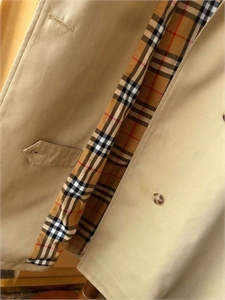 Тренч BURBERRY 122332 - фото 168598 Тренч BURBERRY 122332 - фото 168598