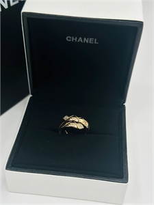 Кольцо CHANEL Два оборота 122335 - фото 168620 Кольцо CHANEL Два оборота 122335 - фото 168620