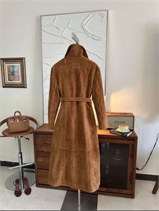 Пальто MIU MIU 122197 - фото 168622 Пальто MIU MIU 122197 - фото 168622