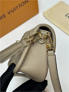 Сумка  LOUIS VUITTON 122353