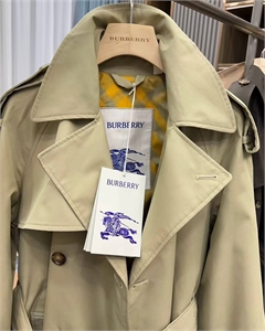 Тренч BURBERRY 122460 - фото 169230 Тренч BURBERRY 122460 - фото 169230