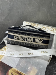 Косметичка DIOR 122420 - фото 169947