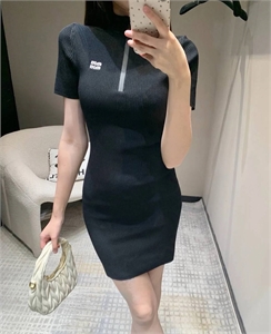 Платье MIU MIU 123041 - фото 172347 Платье MIU MIU 123041 - фото 172347