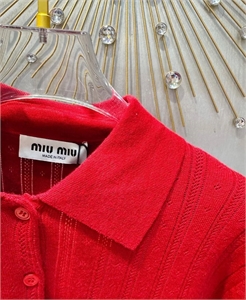 Кофта  MIU MIU 123045 - фото 172400 Кофта  MIU MIU 123045 - фото 172400