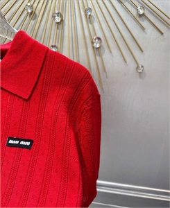 Кофта  MIU MIU 123045 - фото 172402 Кофта  MIU MIU 123045 - фото 172402