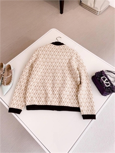 Кардиган VALENTINO 123242 - фото 173602 Кардиган VALENTINO 123242 - фото 173602