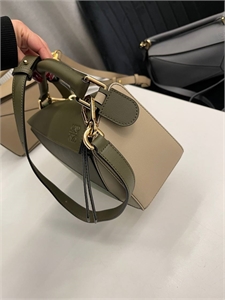 Сумка Loewe 24 см 123338 - фото 174224 Сумка Loewe 24 см 123338 - фото 174224