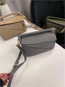 Сумка Loewe 24 см 123339 - фото 174243 Сумка Loewe 24 см 123339 - фото 174243