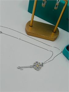 Кулон Tiffany&Co Серебро 925 123818 - фото 176700 Кулон Tiffany&Co Серебро 925 123818 - фото 176700