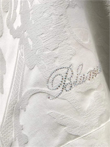 Скатерть из жаккарда Blumarine 150/220 123892 - фото 177029 Скатерть из жаккарда Blumarine 150/220 123892 - фото 177029