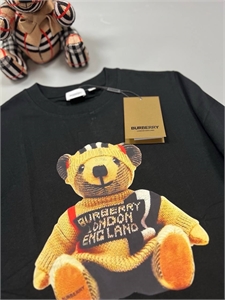 Футболка Burberry 124160 - фото 178453 Футболка Burberry 124160 - фото 178453