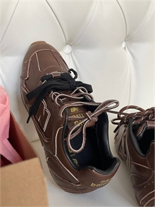 Кроссовки MIU MIU 124201 - фото 178784 Кроссовки MIU MIU 124201 - фото 178784