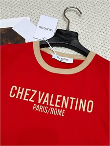 Футболка VALENTINO 124641