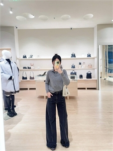 Джинсы 125073 - фото 182707 Джинсы 125073 - фото 182707