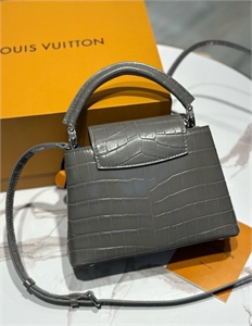 Сумка  LOUIS VUITTON 125549 - фото 185089