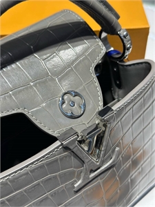 Сумка  LOUIS VUITTON 125549 - фото 185090