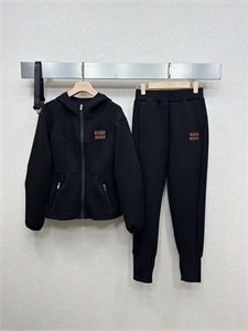 Костюм MIU MIU 125834 - фото 186159 Костюм MIU MIU 125834 - фото 186159