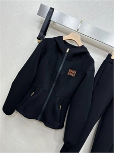 Костюм MIU MIU 125834 - фото 186160 Костюм MIU MIU 125834 - фото 186160