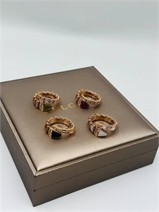 Кольцо BVLGARI 125885 - фото 186559 Кольцо BVLGARI 125885 - фото 186559
