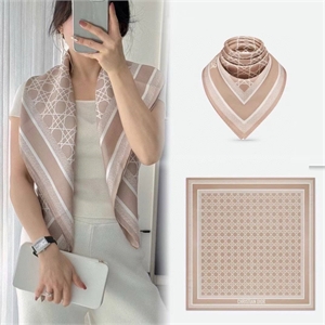 Платок DIOR 105205 - фото 188295 Платок DIOR 105205 - фото 188295