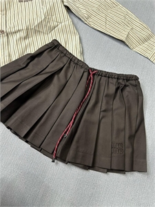 Рубашка MIU MIU 126229 - фото 188476 Рубашка MIU MIU 126229 - фото 188476