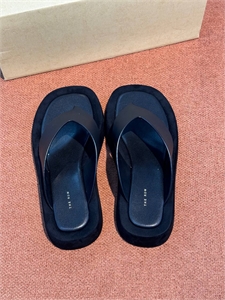 Сланцы THE ROW 122366 - фото 189476