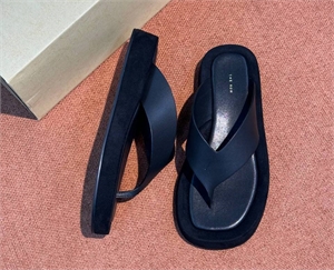 Сланцы THE ROW 122366 - фото 189477