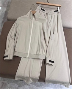 Костюм BRUNELLO CUCINELLI 126668 - фото 190564 Костюм BRUNELLO CUCINELLI 126668 - фото 190564