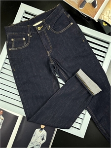 Джинсы Gucci 127583_05079 - фото 193940 Джинсы Gucci 127583_05079 - фото 193940