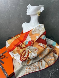 Платок HERMES 127873