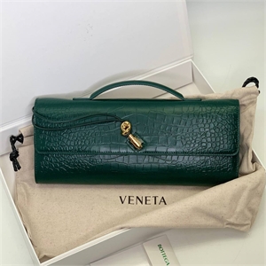 Клатч BOTTEGA VENETA 30.5 см 127985