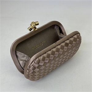 Клатч BOTTEGA VENETA 16 см 127993 - фото 196044