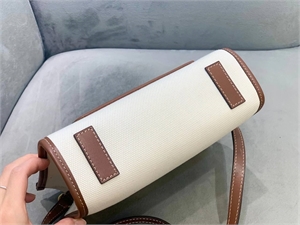 Сумка BURBERRY 128042