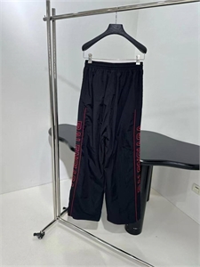 Костюм  BALENCIAGA 128237 - фото 197781 Костюм  BALENCIAGA 128237 - фото 197781