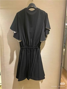 Платье  LOUIS VUITTON 128243 - фото 197937 Платье  LOUIS VUITTON 128243 - фото 197937