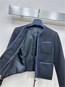 Пиджак LOUIS VUITTON 128299 - фото 198121 Пиджак LOUIS VUITTON 128299 - фото 198121