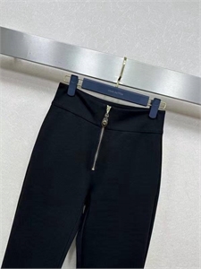 Брюки LOUIS VUITTON 128300 - фото 198130 Брюки LOUIS VUITTON 128300 - фото 198130