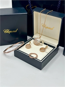 Серьги Chopard 128503 - фото 199305 Серьги Chopard 128503 - фото 199305