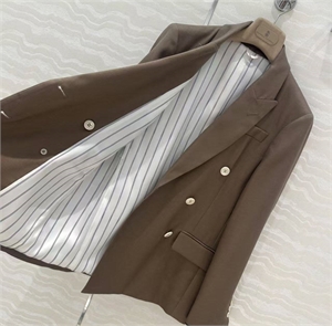 Костюм BRUNELLO CUCINELLI 128626 - фото 199933 Костюм BRUNELLO CUCINELLI 128626 - фото 199933