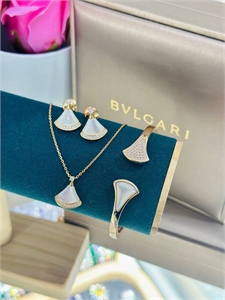 Серьги BVLGARI 128636 - фото 199996 Серьги BVLGARI 128636 - фото 199996