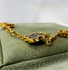 Браслет Van Cleef & Arples 5 мотивов 128646 - фото 200067 Браслет Van Cleef & Arples 5 мотивов 128646 - фото 200067