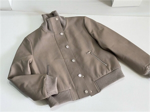 Куртка HERMES 128102 - фото 200262 Куртка HERMES 128102 - фото 200262