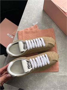 Кроссовки MIU MIU 129126 - фото 202364 Кроссовки MIU MIU 129126 - фото 202364