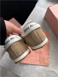 Кроссовки MIU MIU 129126 - фото 202366 Кроссовки MIU MIU 129126 - фото 202366