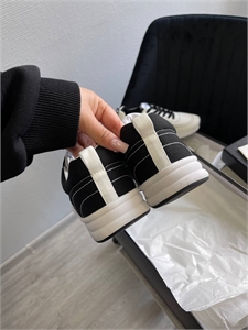 Кроссовки CHANEL 115132 - фото 202482 Кроссовки CHANEL 115132 - фото 202482