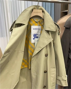 Тренч BURBERRY 129207 - фото 203107 Тренч BURBERRY 129207 - фото 203107